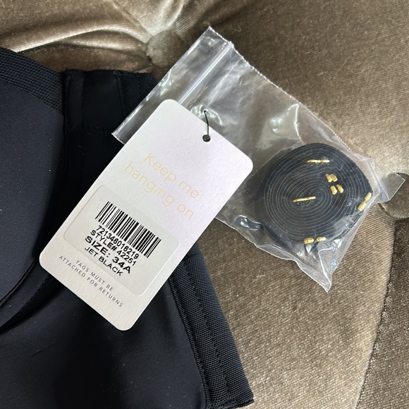 Lively Low Back underwire removable strapless 34A bra NWT - Picture 5 of 9